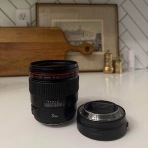 Canon EF 35mm f/1.4L USM